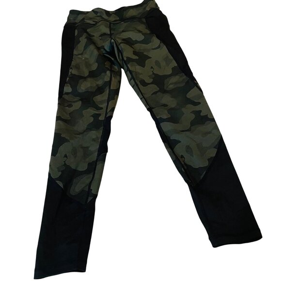 Calvin Klein Pants - Calvin Klein Performance Wick womens Camo Compression Leggings Size Small